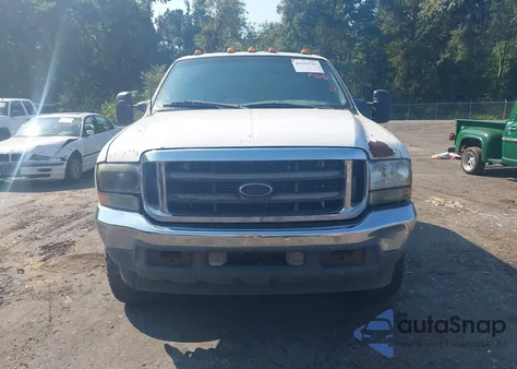 2002 Ford F250 Super Duty z USA, uszkodzony, nr VIN 1FTNW21F42EB41128